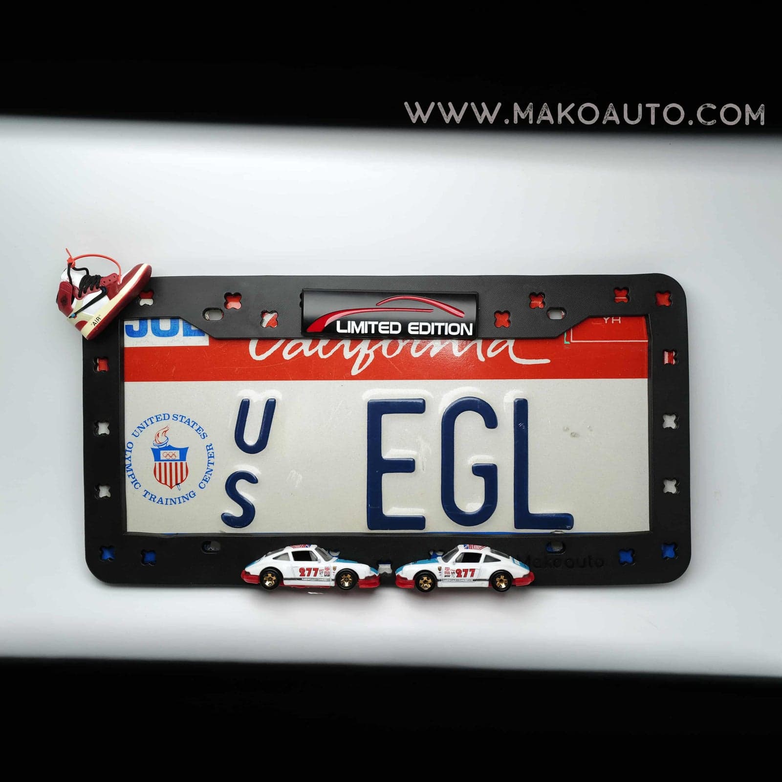 MakoAuto "277 Legacy" Black Frame + 3D Aluminum Vintage Racer Charms